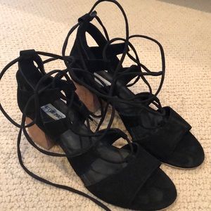 Steve Madden block heel lace up sandals 9.5